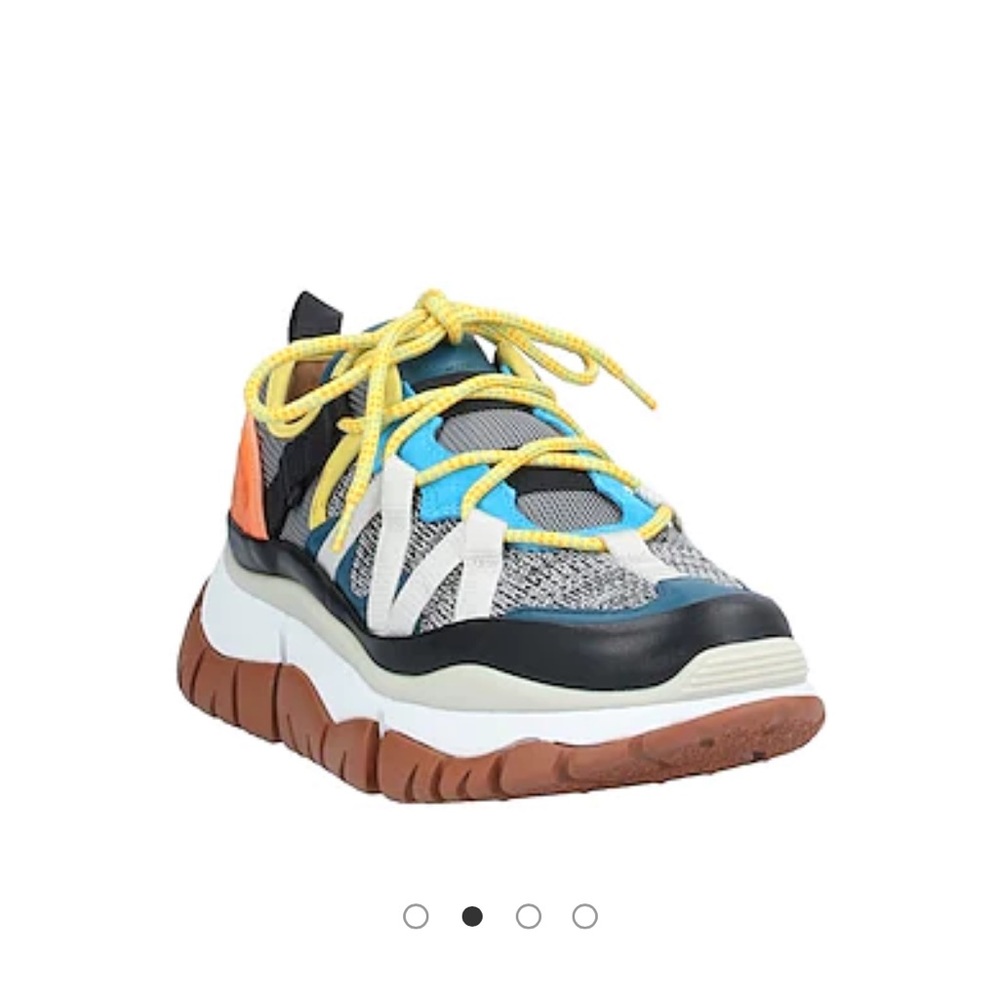 Chloe blake sneakers